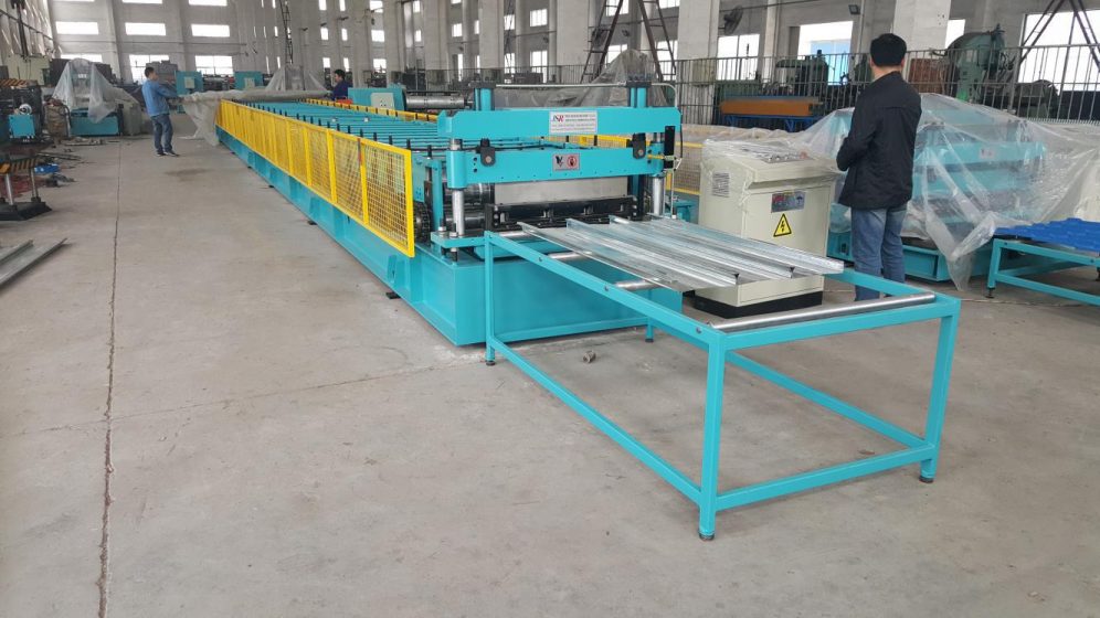 mesin pembentuk gulungan dek lantai baja
