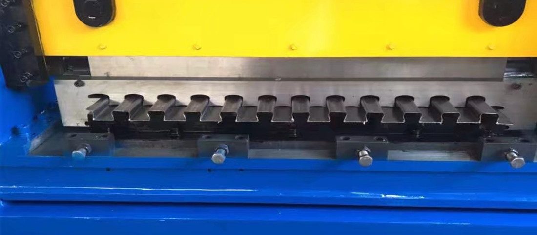 Metal Wall Panel Roll Forming Machine 4 metal wall panel roll forming machine
