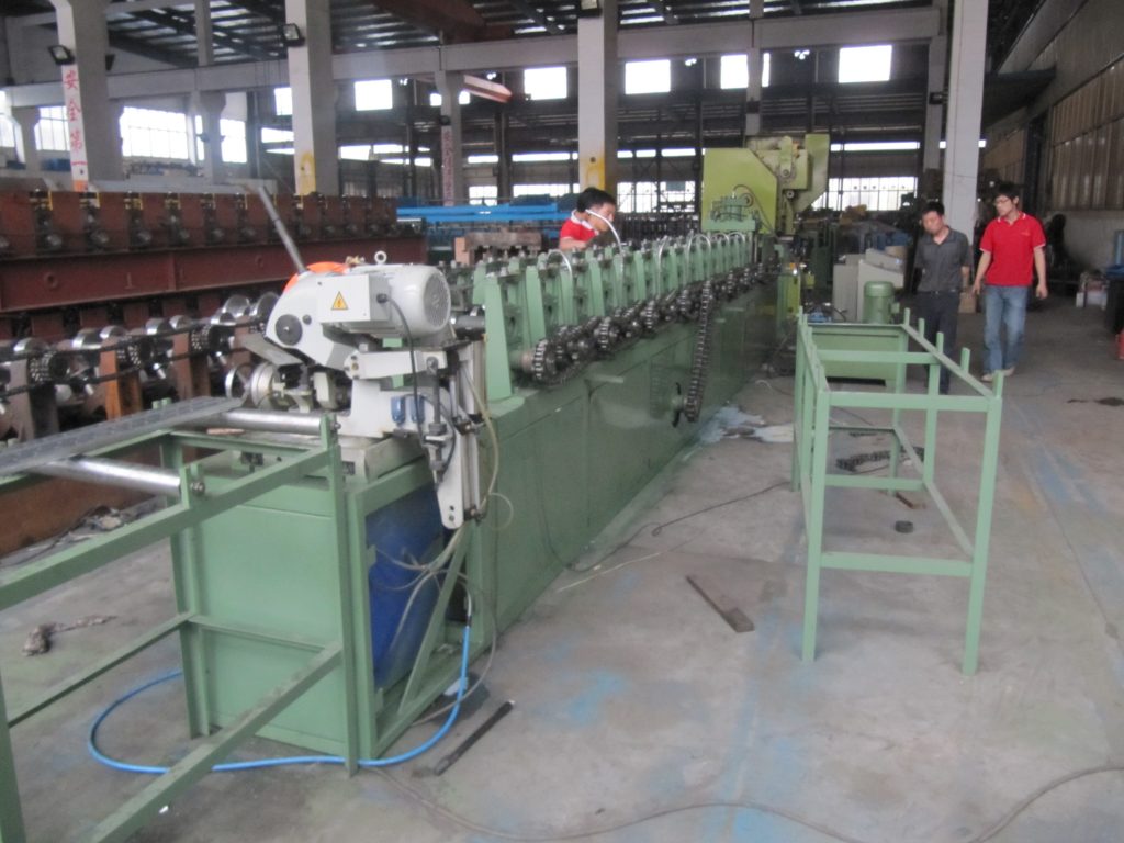C Tipi Destek Çubuğu Makinesi, Destek Çubuğu Kanal Makinesi 7 c destek çubuğu rulo şekillendirme makinesi 1