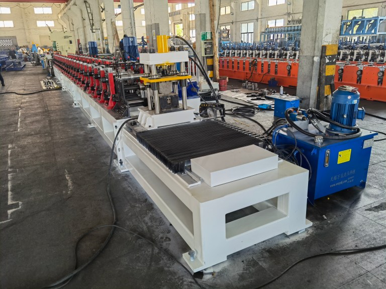Vídeo 1 de la máquina perfiladora de canales de puntal Máquina formadora de perfiles de canal