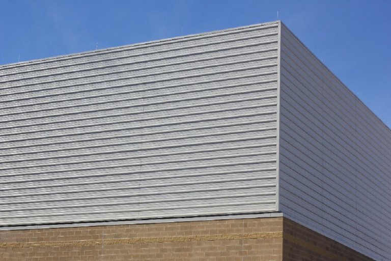R Panel 10 R Panel Building