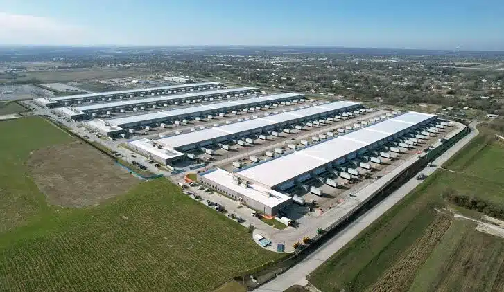Data Center Roll Forming Machines: 5 Essential Profiles for 2026 1 Veri Merkezi Rulo Şekillendirme Makinesi
