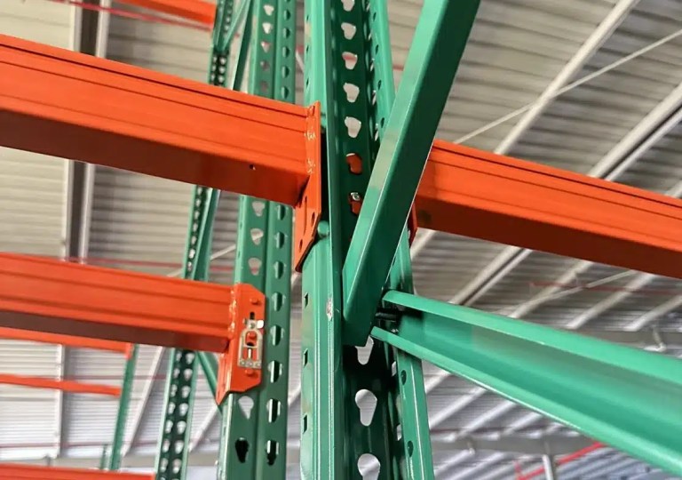 Upright Rack Column Roll Forming Machine: Teardrop vs Keyhole Punching Systems 7 Upright Rack Column Roll Forming Machine: Teardrop vs Keyhole Punching Systems